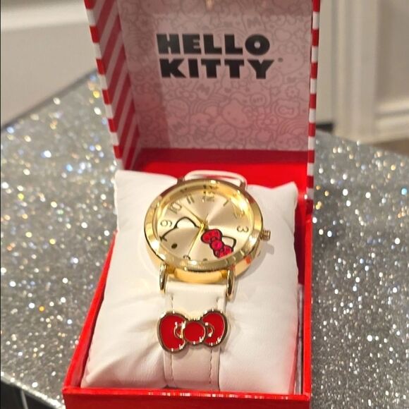 Hello Kitty Logo Rhinestone Bow & Bow Charm Gold Faced Watch